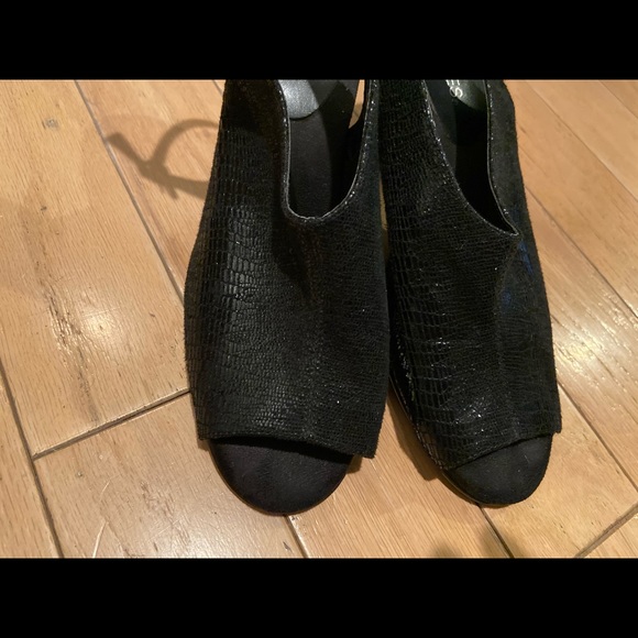 Fabulous open-toe sling-back heels - Picture 7 of 8